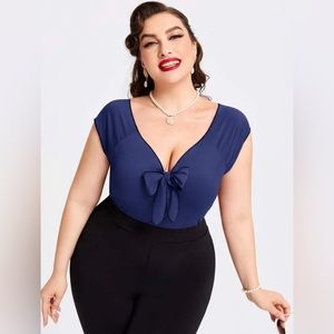 SHEIN Plus Top-Stitching Knot Front Tee Navy Blue Size 3XL